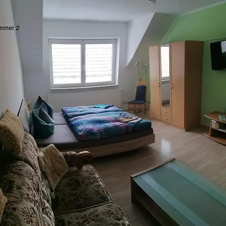 Gaestehaus Remde בית אירוח ארפורט